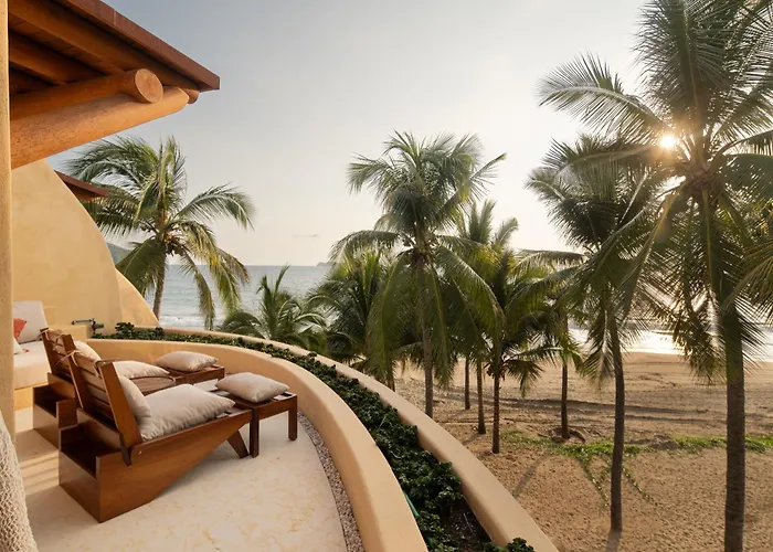 Mar de Coco Beach Front Villas