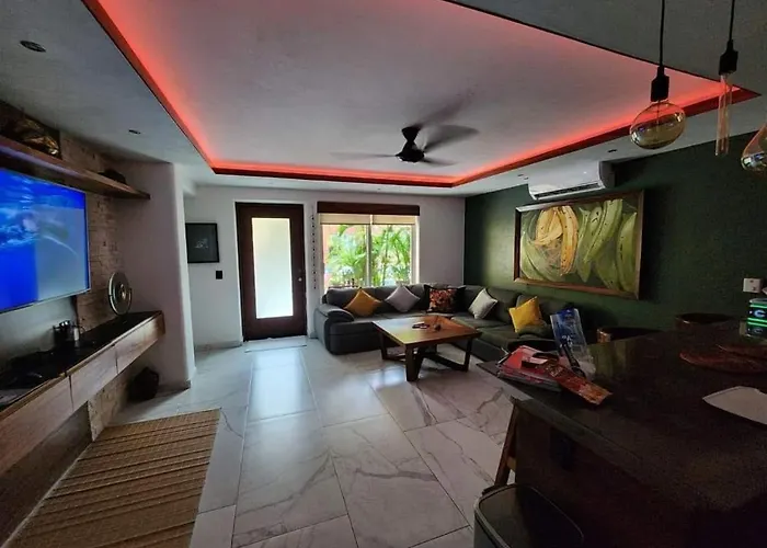 Luxury On La Ropa Beach