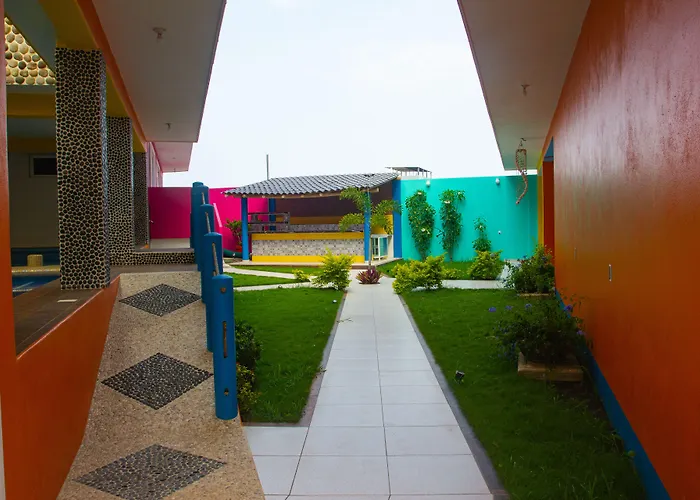 Hotel Happy Beach