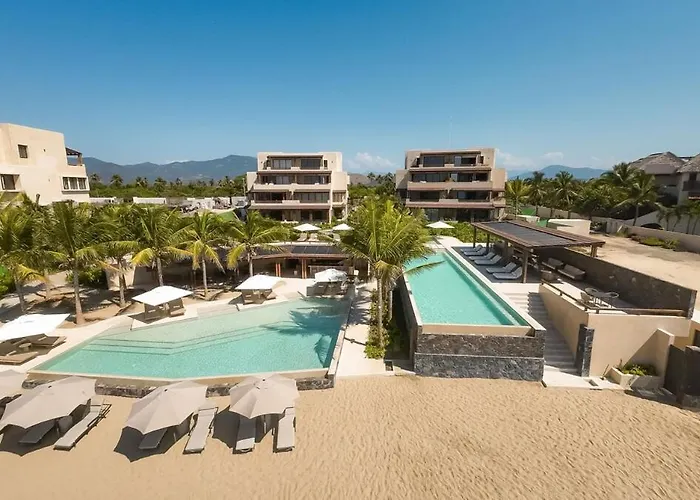 Luxury Apartment In Playa Blanca Zihuatanejo Cauma
