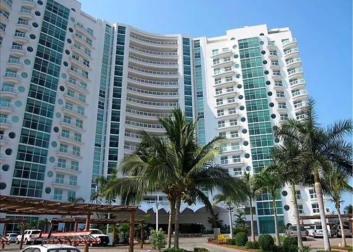 Bay View Grand Marina Condo 1004S