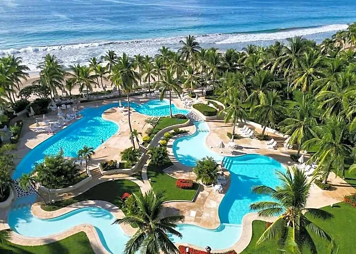 Elegant Beachfront Studio In Monarca Ixtapa