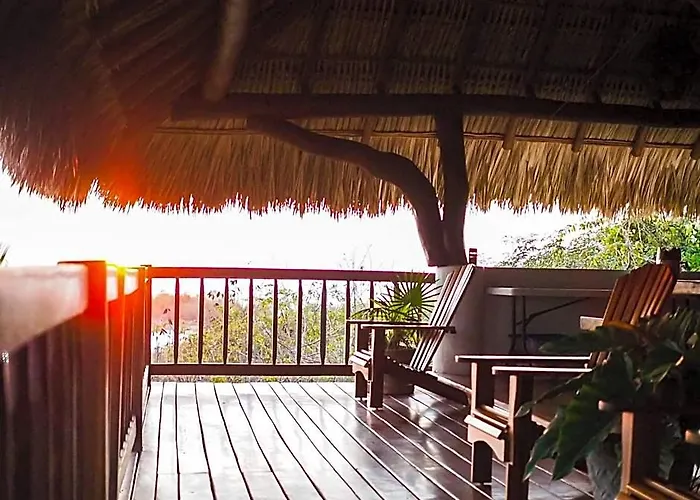 Hotel Bajito Bay